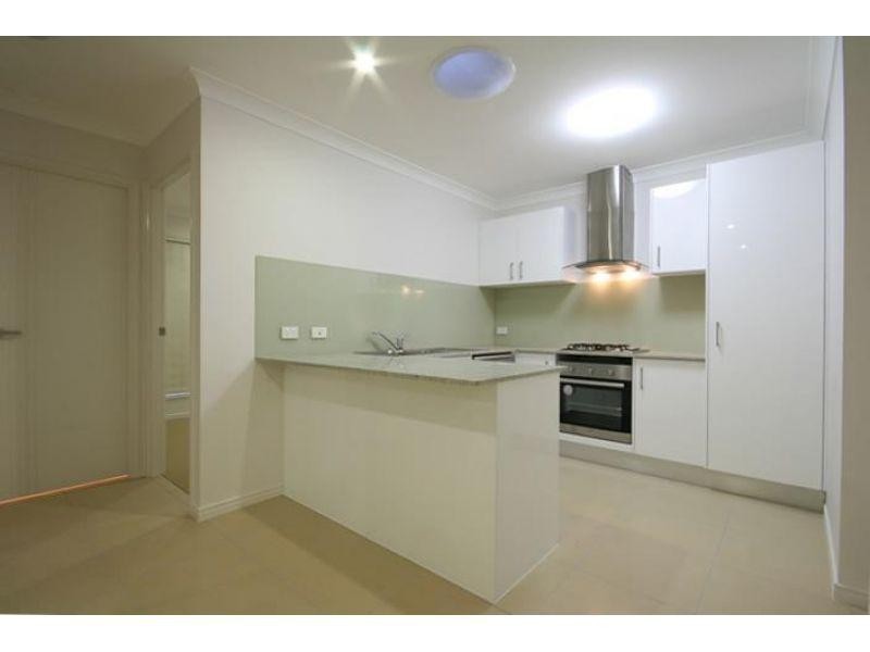 2/1 Wilton Court, Morayfield QLD 4506