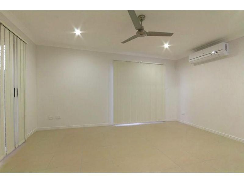 2/1 Wilton Court, Morayfield QLD 4506