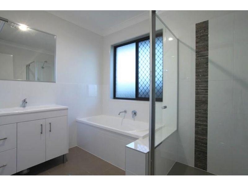 1/56 Reibelt Drive, Caboolture QLD 4510