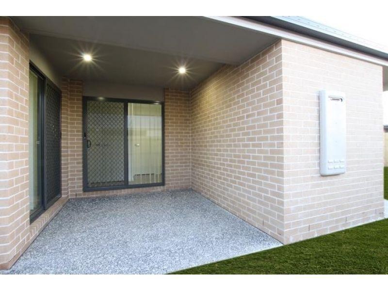 2/56 Reibelt Drive, Caboolture QLD 4510