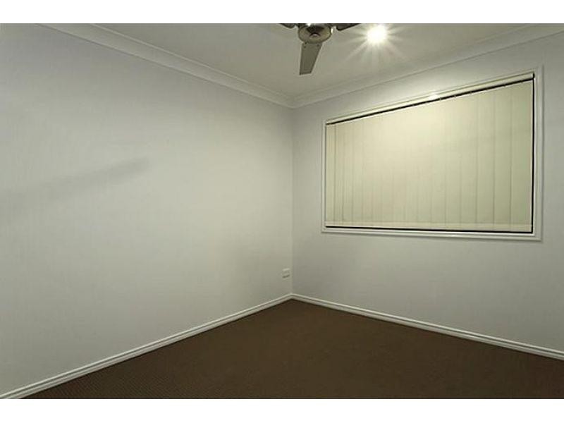 2/50 Reibelt Drive, Caboolture QLD 4510