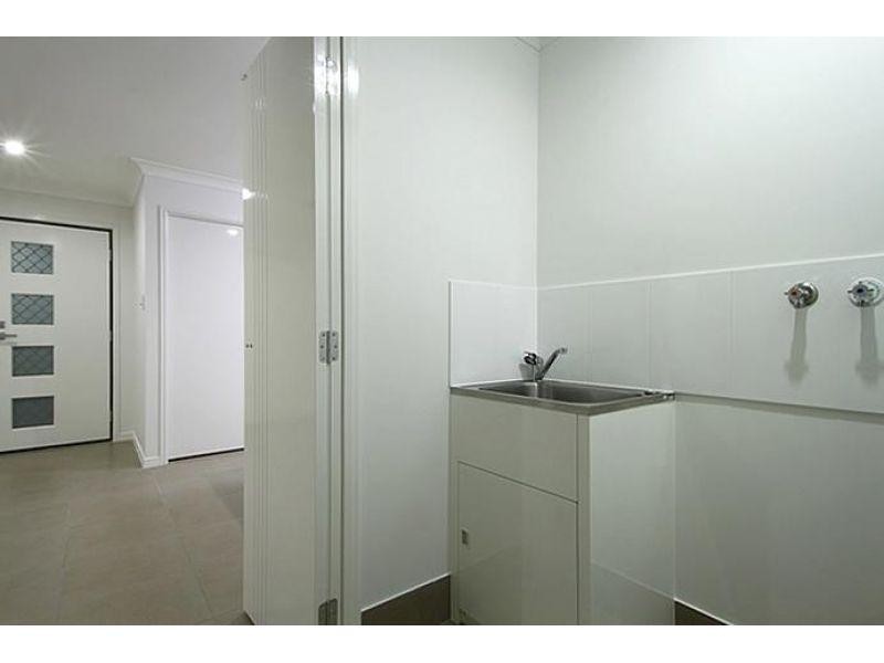 2/50 Reibelt Drive, Caboolture QLD 4510