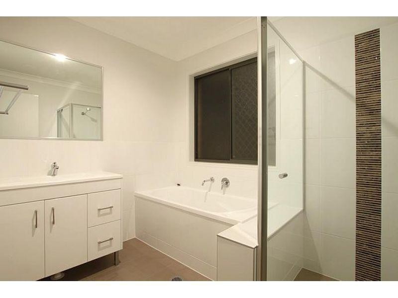 1/50 Reibelt Drive, Caboolture QLD 4510