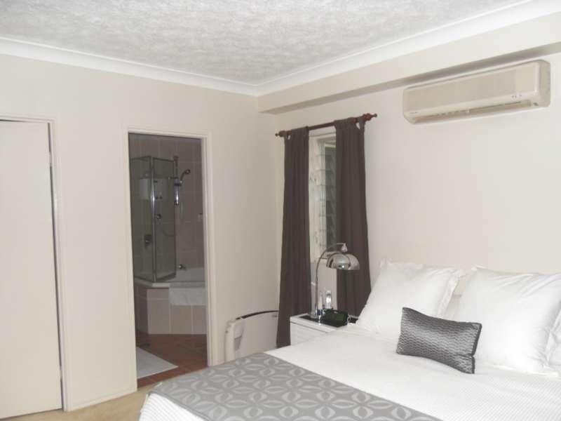 9/55 Landsborough Avenue, Scarborough QLD 4020