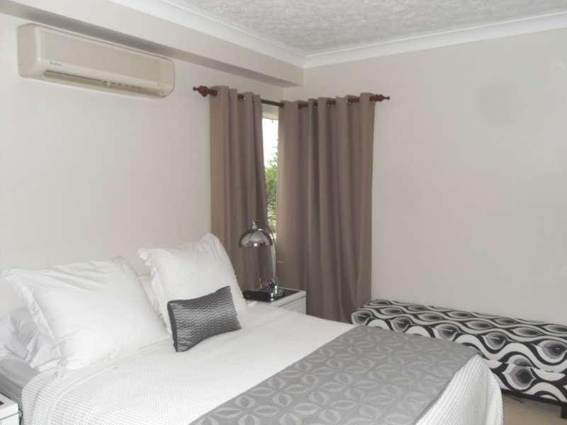 9/55 Landsborough Avenue, Scarborough QLD 4020