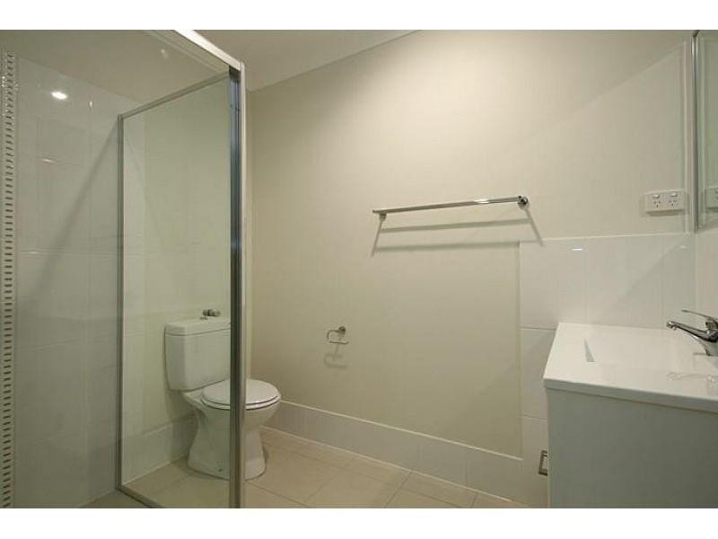 2/72 Ronald Court, Caboolture South QLD 4510