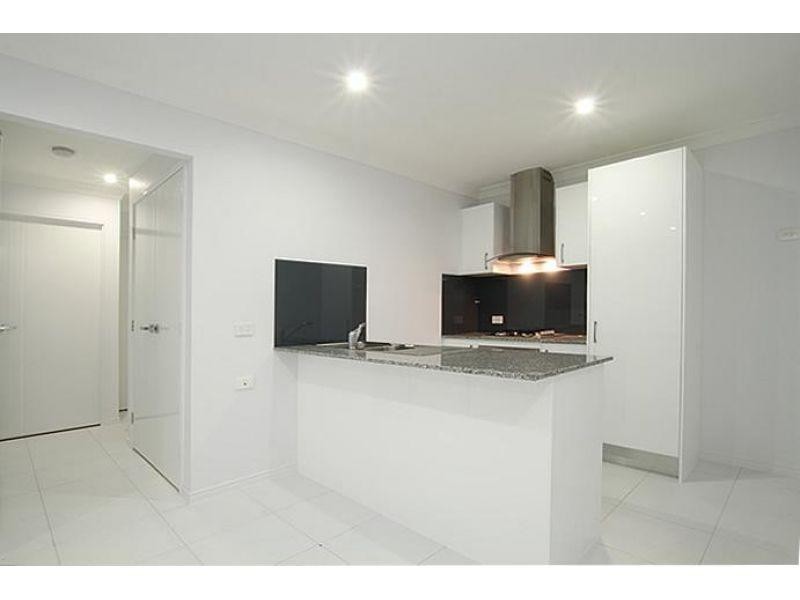 2/7 Macadamia Street, Caboolture QLD 4510