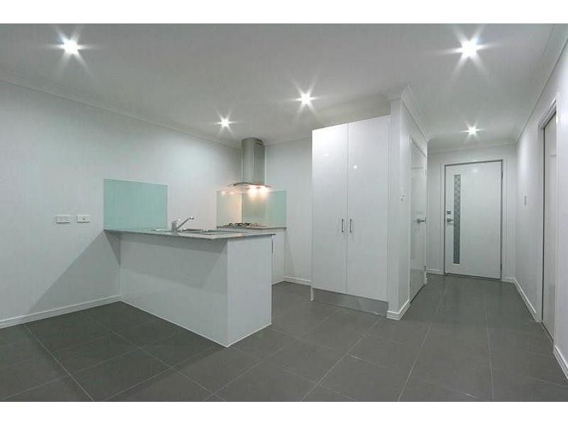 2/72 Koala Drive, Morayfield QLD 4506