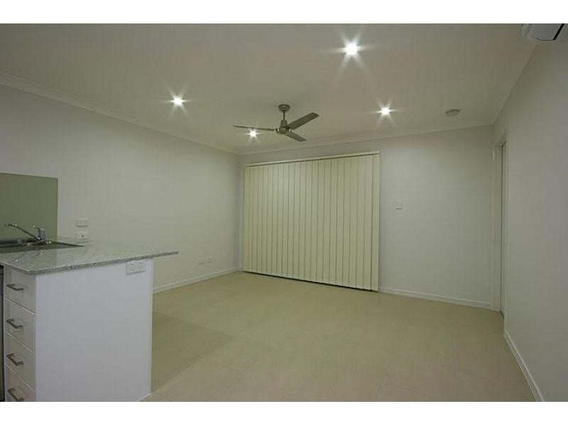 2/49 Reibelt Drive, Caboolture QLD 4510