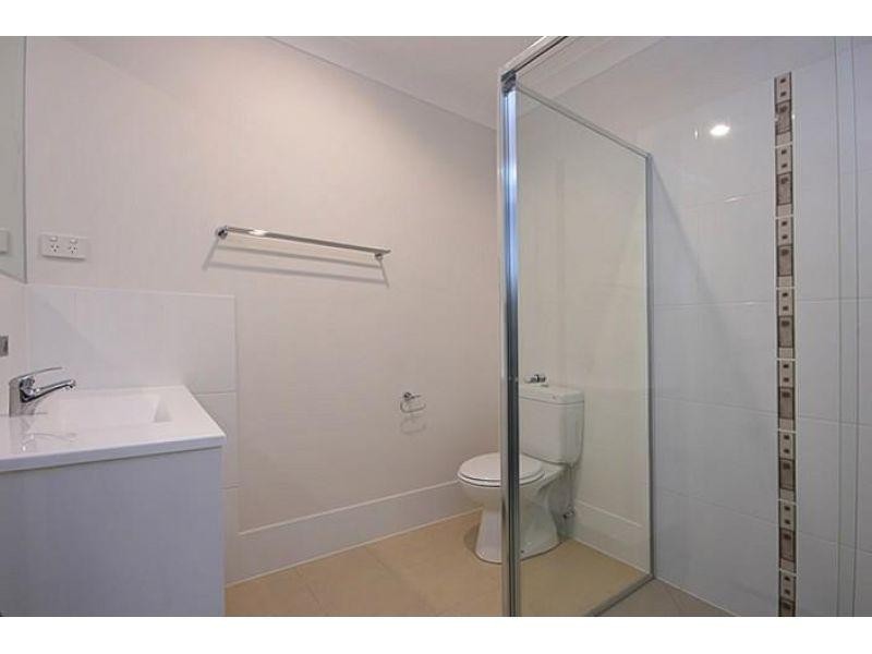 2/49 Reibelt Drive, Caboolture QLD 4510