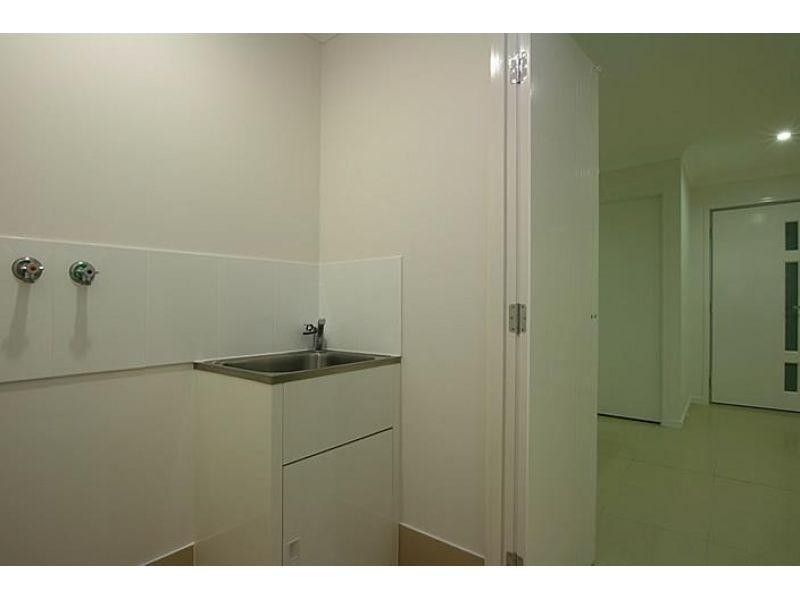 2/3 Tango Street, Caboolture QLD 4510