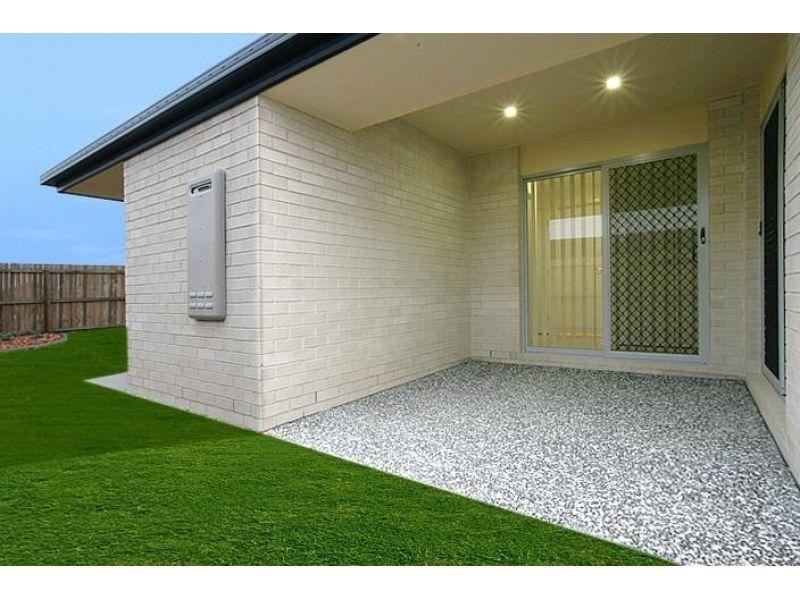 2/3 Tango Street, Caboolture QLD 4510