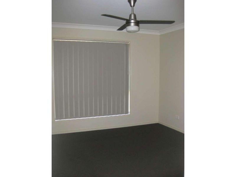 4 Thistledome Street, Morayfield QLD 4506