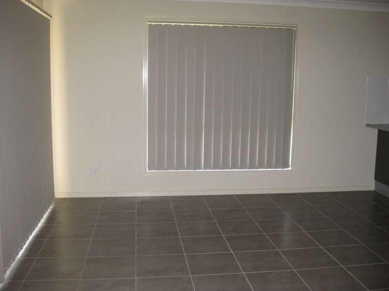 4 Thistledome Street, Morayfield QLD 4506