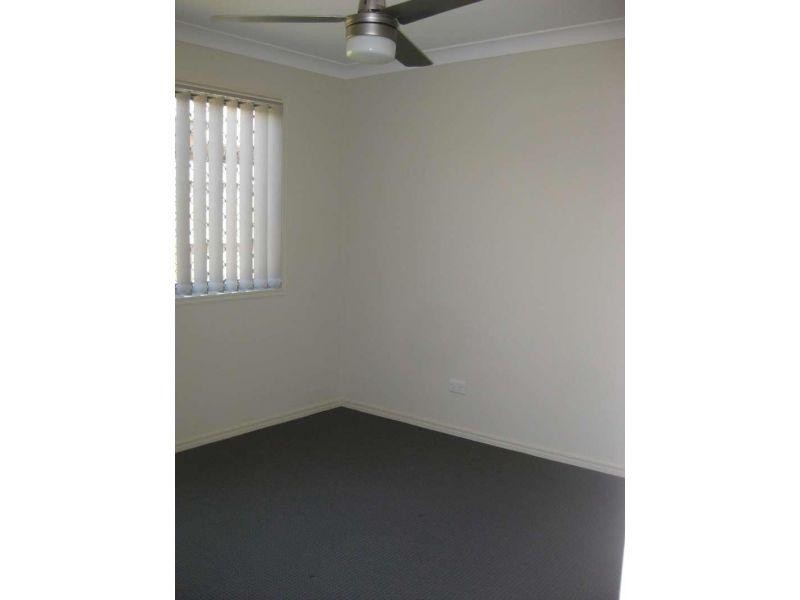 4 Thistledome Street, Morayfield QLD 4506