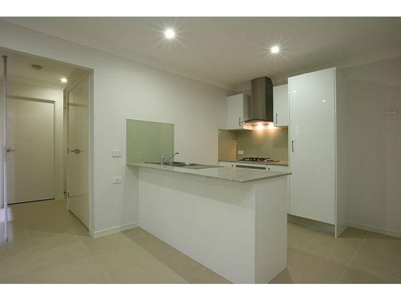 2/39 Jubilee Street, Caboolture QLD 4510