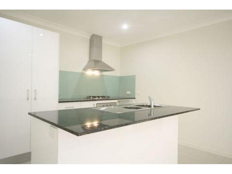 2/5 Hellcat Circuit, Bray Park QLD 4500