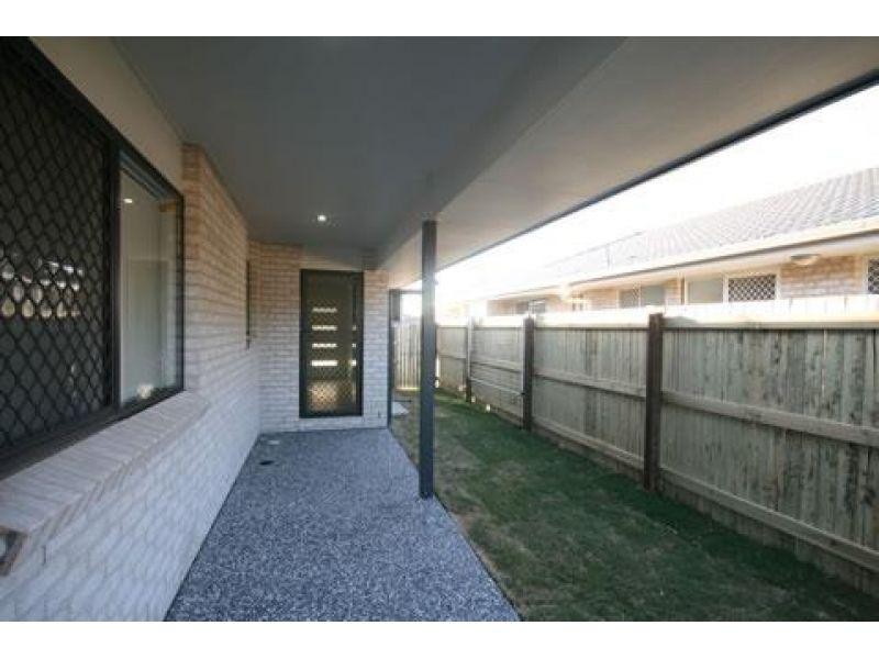 2/5 Hellcat Circuit, Bray Park QLD 4500