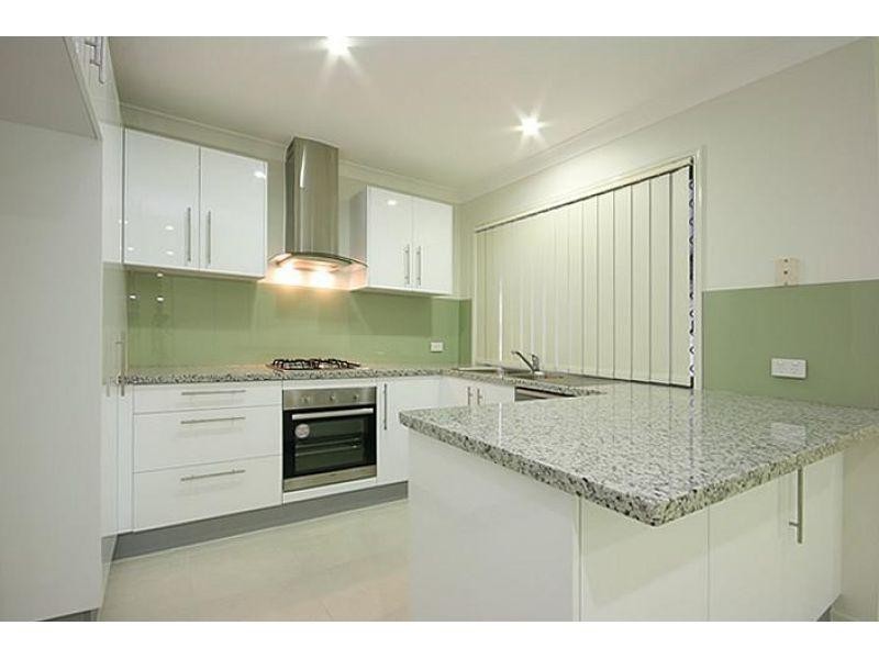 1/13 Sims Street, Caboolture QLD 4510