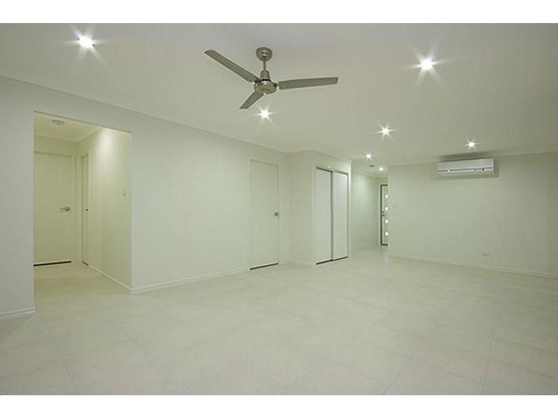 1/13 Sims Street, Caboolture QLD 4510