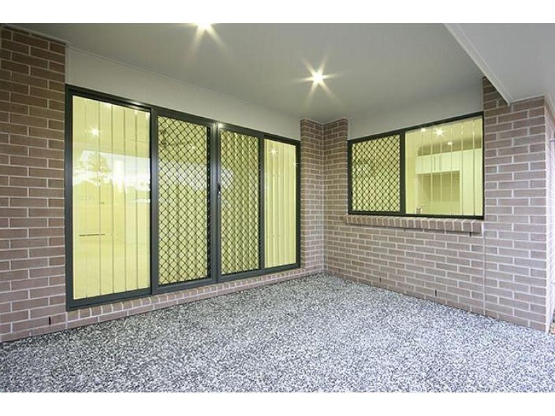 1/13 Sims Street, Caboolture QLD 4510