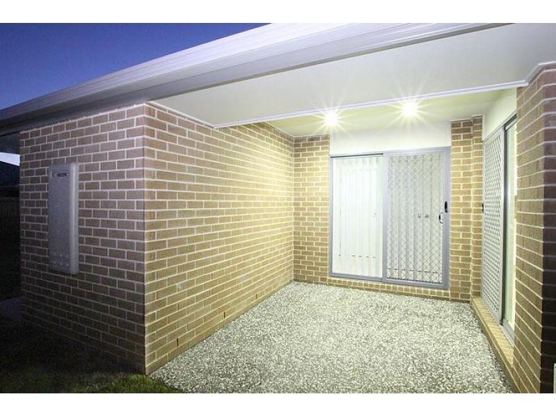 2/7 White Ash Court, Caboolture QLD 4510