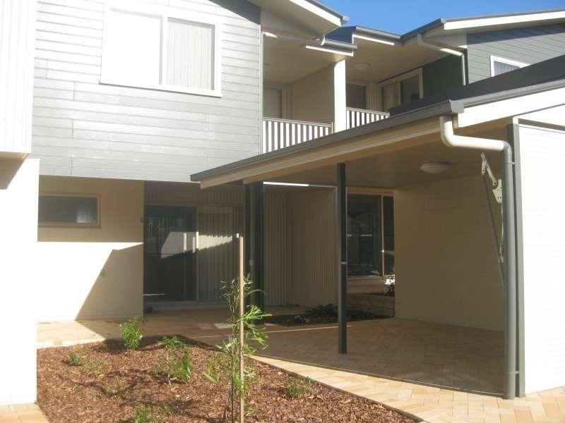 15/118-120 Elizabeth Avenue (Cnr Gerald Avenue), Clontarf QLD 4019