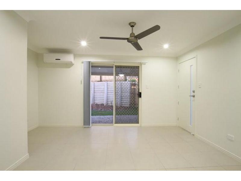 2/3 Apache Street, Dakabin QLD 4503