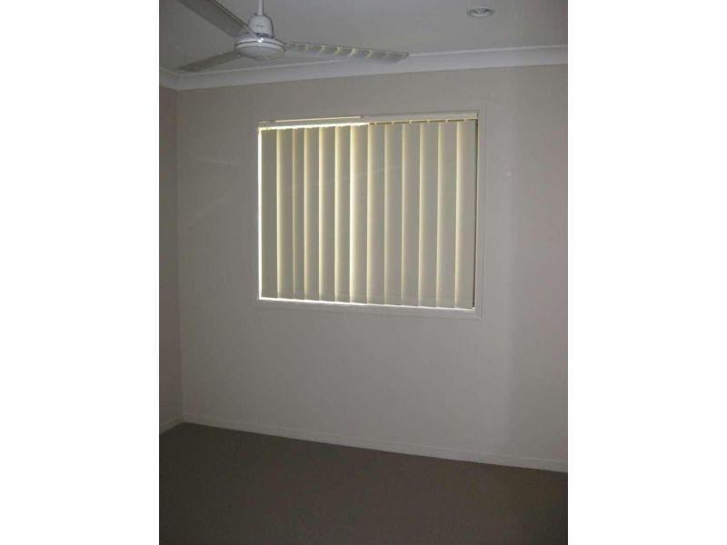 12 Yarrow Circuit, Griffin QLD 4503