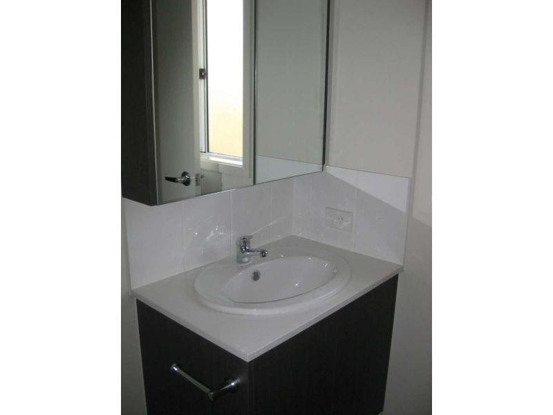 12 Yarrow Circuit, Griffin QLD 4503