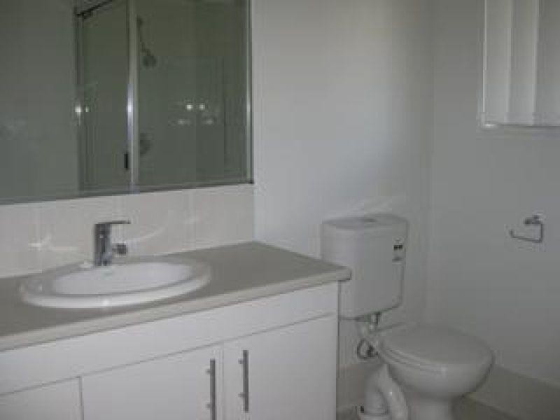 2/9 Rebecca Crescent, Joyner QLD 4500