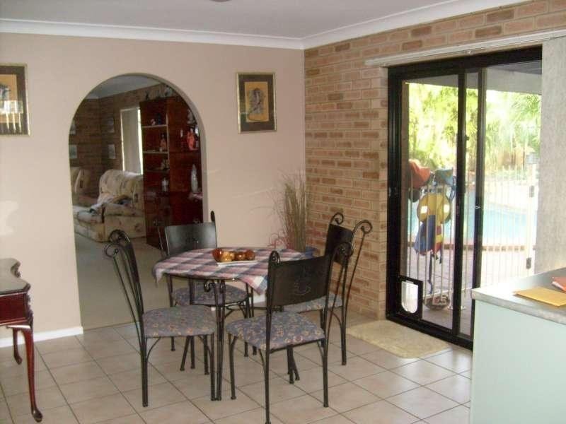 19 Endeavour Esplanade, Newport QLD 4020