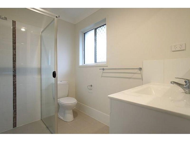 1/6 Amberton Street, Caboolture QLD 4510