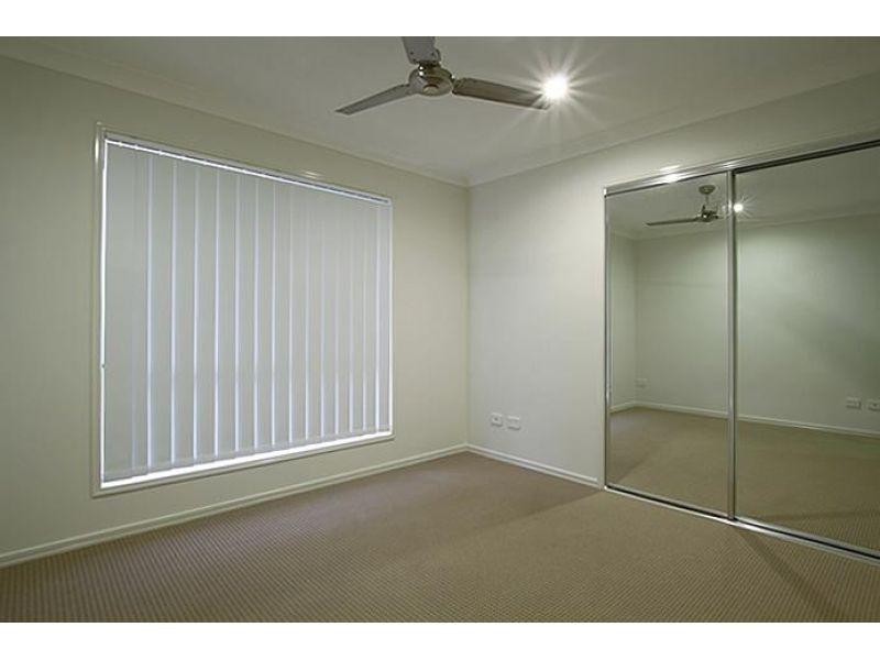 2/6 Amberton Street, Caboolture QLD 4510