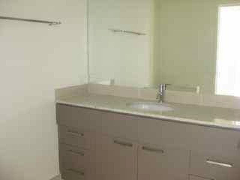 8/86 Brighton Road, Sandgate QLD 4017