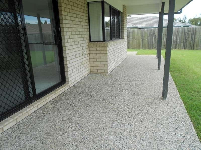 30 Grassdale Crescent, Morayfield QLD 4506