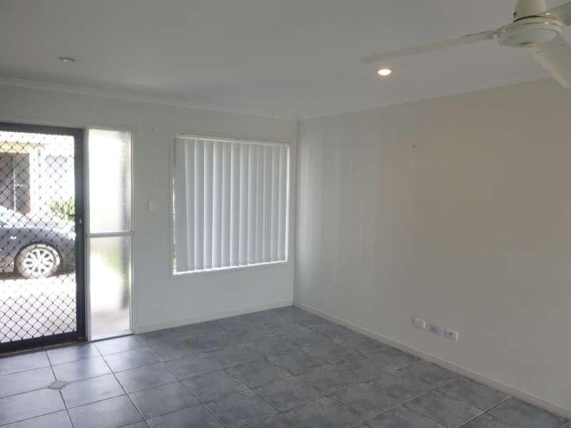 1/6 Station Road, Burpengary QLD 4505