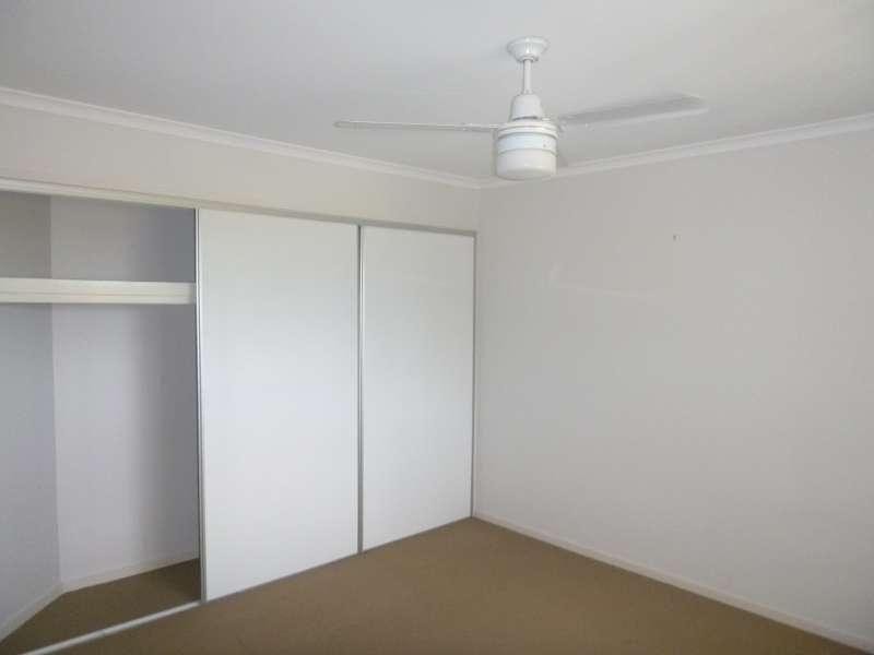 1/6 Station Road, Burpengary QLD 4505