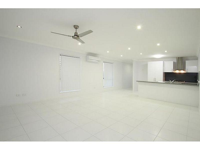 1/8 Jive Street, Caboolture QLD 4510