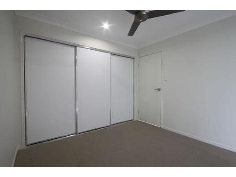 1/8 Quartz Crescent, Mango Hill QLD 4509