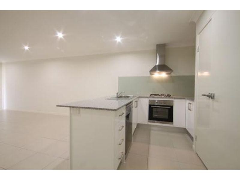 1/8 Quartz Crescent, Mango Hill QLD 4509