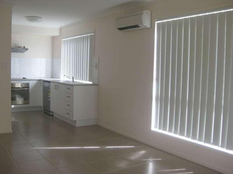 2/22 Rainbird Crescent, Kallangur QLD 4503