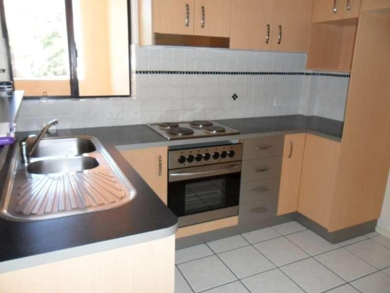 7/2-4 Henry Street, Redcliffe QLD 4020