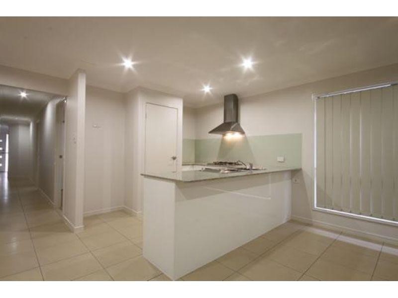 1/6 Adam Court, Kallangur QLD 4503