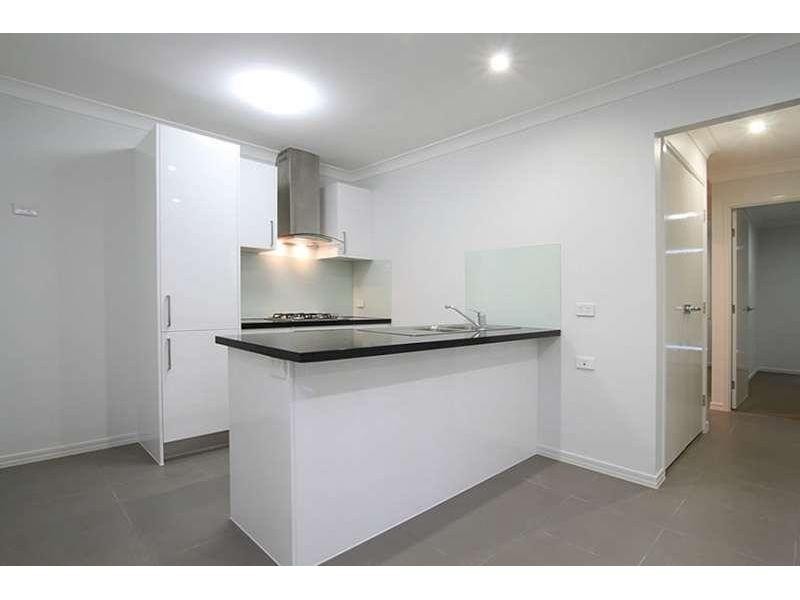 2/21 Sims Street, Caboolture QLD 4510