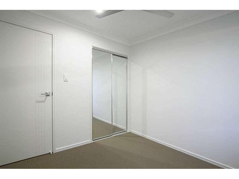 2/21 Sims Street, Caboolture QLD 4510