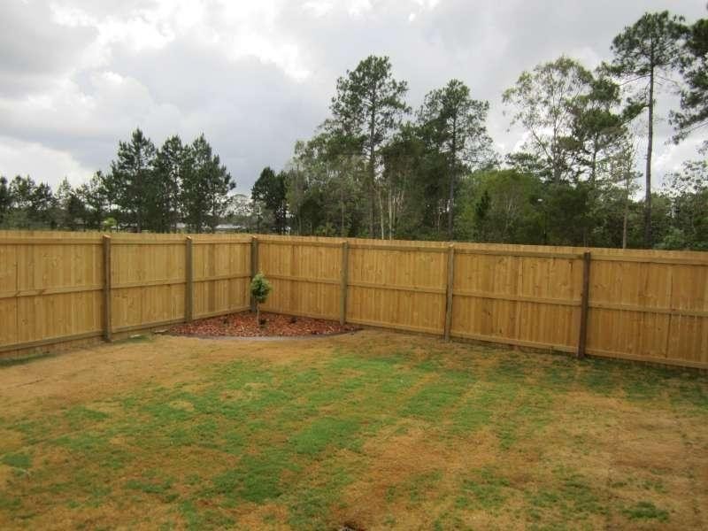 2/21 Sims Street, Caboolture QLD 4510