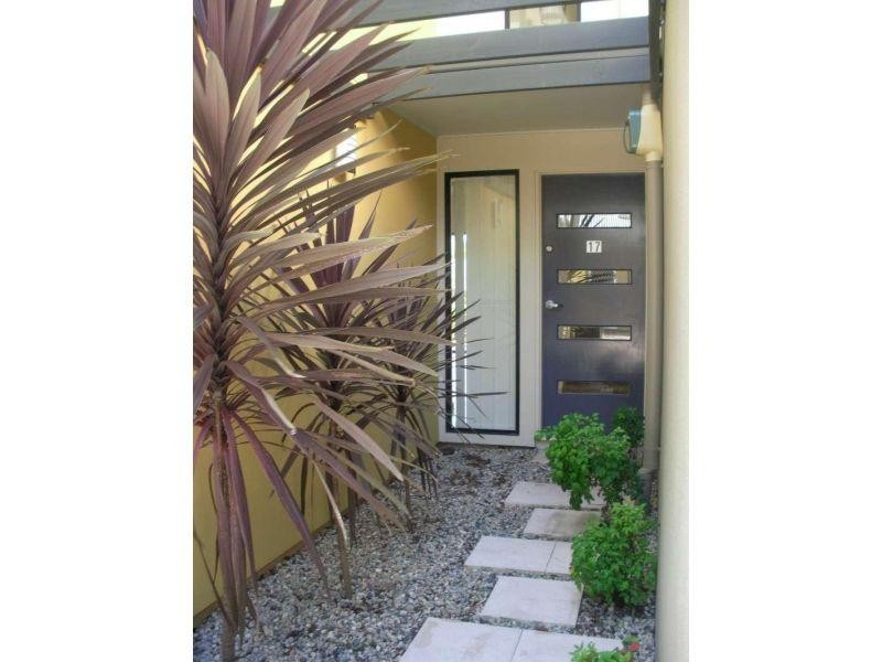 17/3 Swordgrass Court, Kallangur QLD 4503