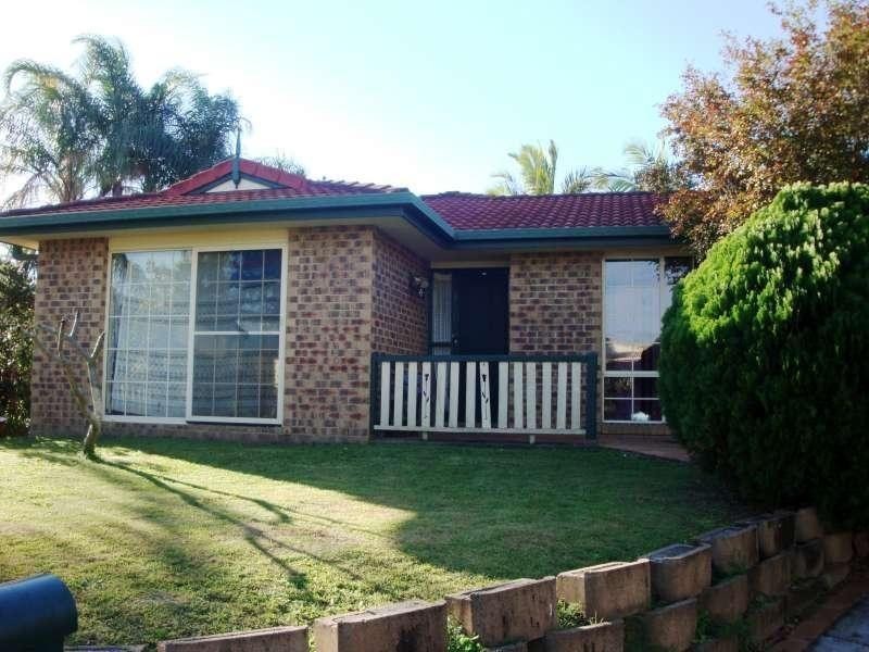 17 Plimsoll Court, Caboolture South QLD 4510