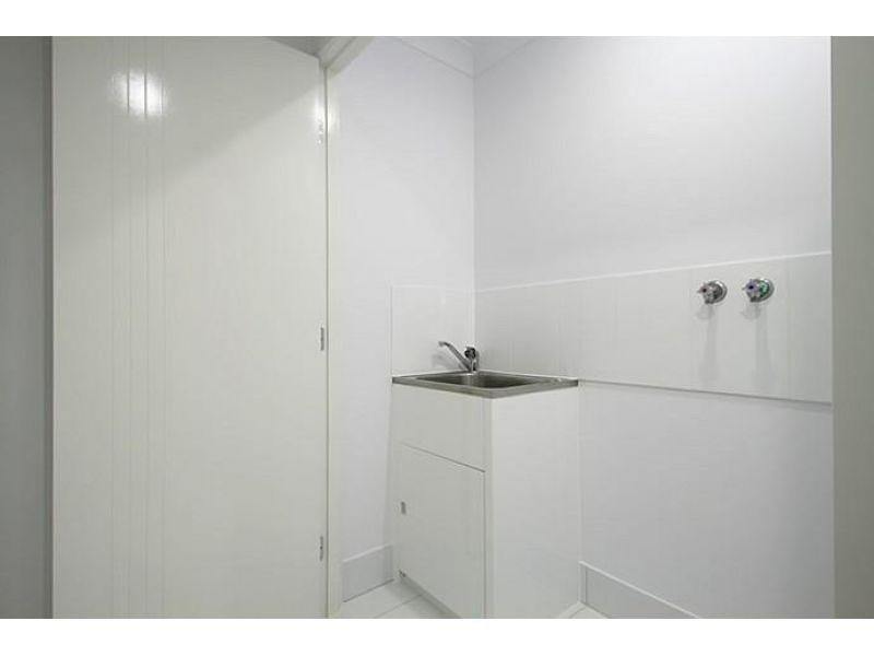 2/5 Danica Court, Morayfield QLD 4506